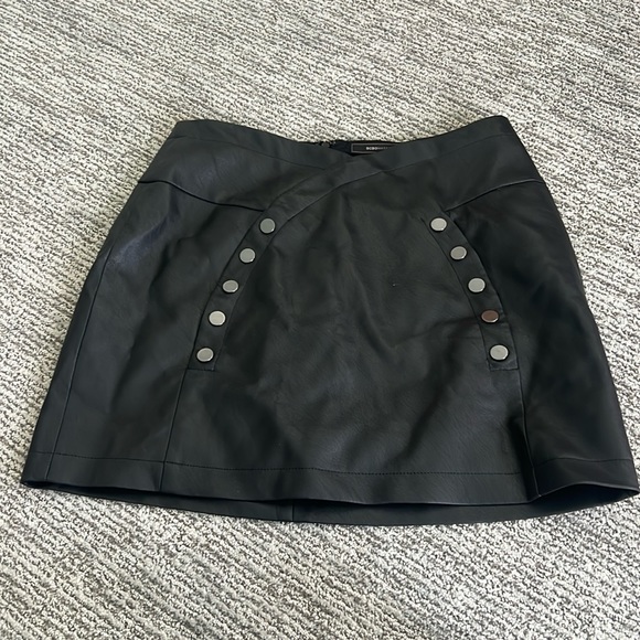 BCBGMaxazria Leather Skirt - Picture 1 of 8